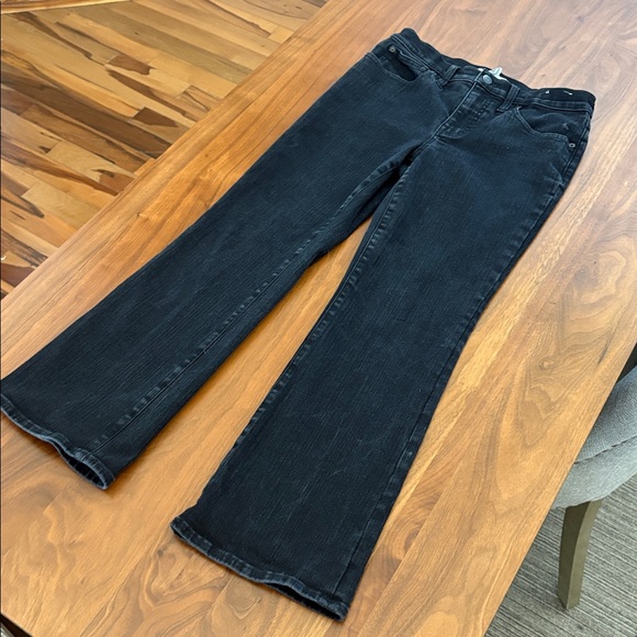 Madewell Jeans Mid Rise Kick Out Bootcut Cotton Denim MM320 Size 28 - Picture 5 of 9